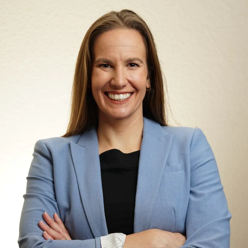 Лаура Ноонан