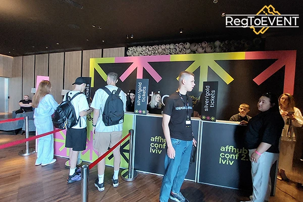 Реєстрація учасників в фойє Emily Resort